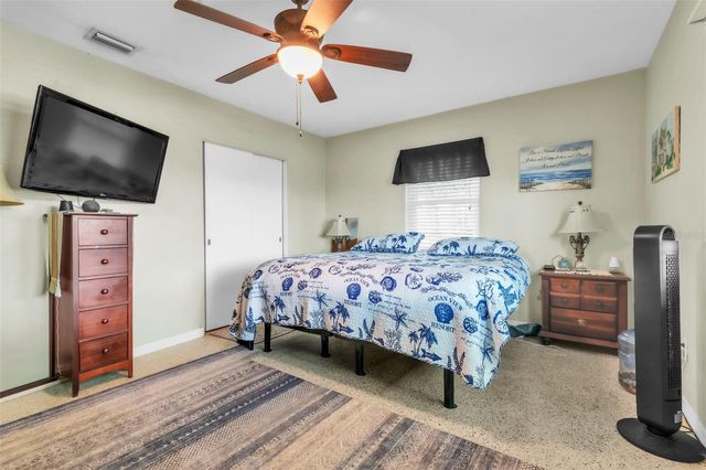 4101 YARDLEY AVENUE N, St Petersburg, FL 33713