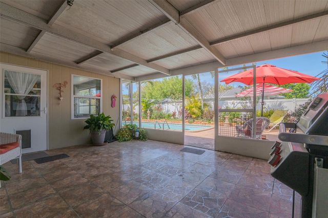 4101 YARDLEY AVENUE N, St Petersburg, FL 33713