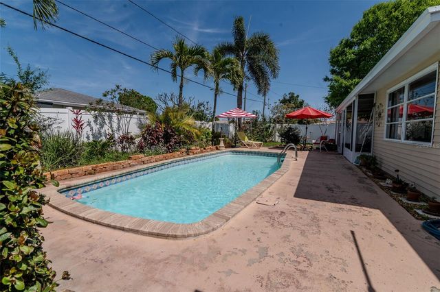 4101 YARDLEY AVENUE N, St Petersburg, FL 33713