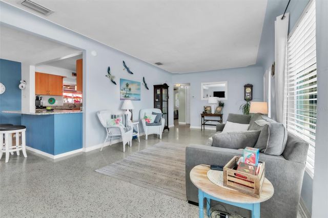 4101 YARDLEY AVENUE N, St Petersburg, FL 33713