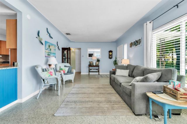 4101 YARDLEY AVENUE N, St Petersburg, FL 33713