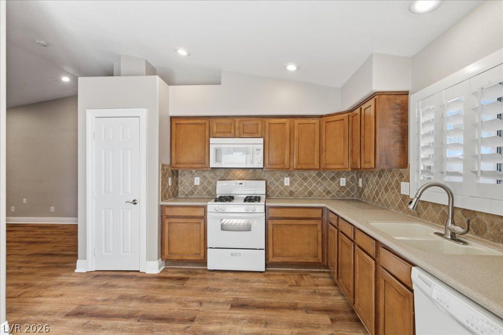 5325 Blue Oat Avenue, Las Vegas, NV 89141 — photo 4