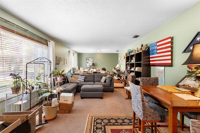 1906 KINGWAY DRIVE, Deltona, FL 32738