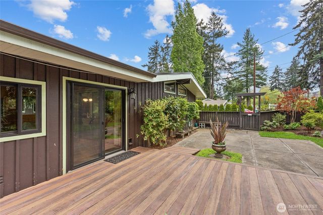 518 N 175th Street, Shoreline, WA 98133