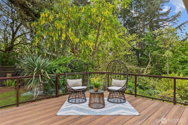 518 N 175th Street, Shoreline, WA 98133