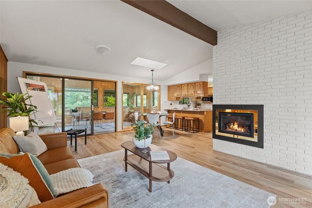 518 N 175th Street, Shoreline, WA 98133