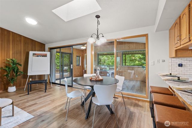 518 N 175th Street, Shoreline, WA 98133