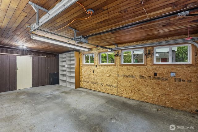 518 N 175th Street, Shoreline, WA 98133