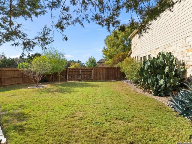 9706 Rosemire Way, San Antonio, TX 78254