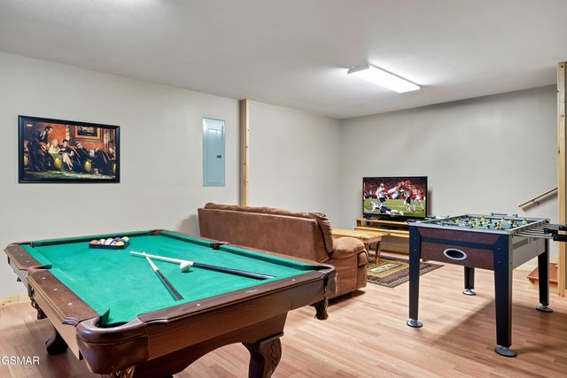 318 Alpine Mountain Way, Pigeon Forge, TN 37863