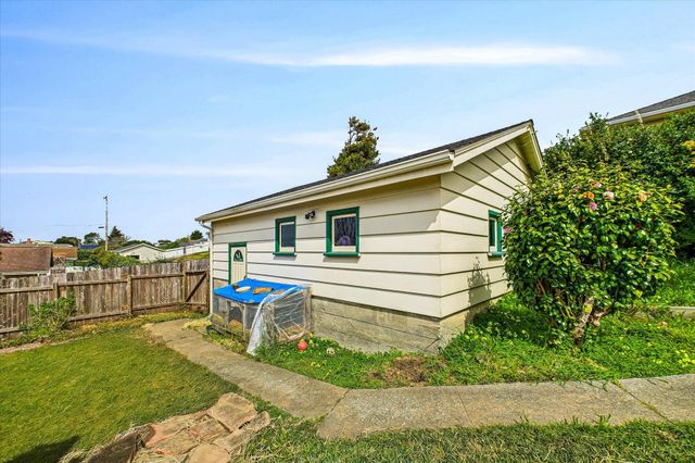 1028 Allard Avenue, Eureka, CA 95501
