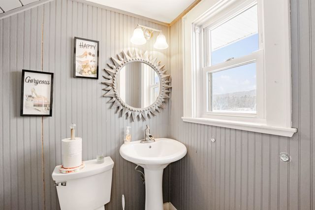 1813 US-3, Columbia, NH 03576