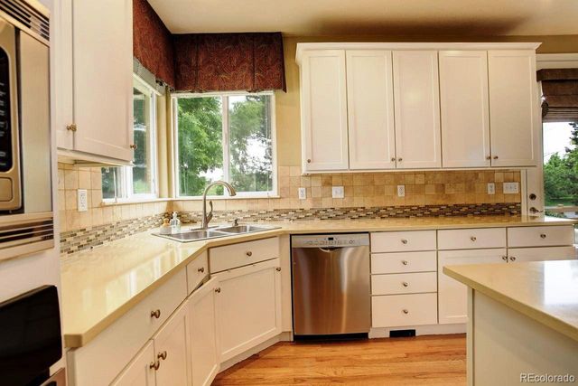 14200 W 86th Place, Arvada, CO 80005