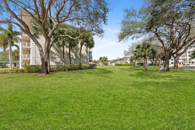 6217 Balboa Circle 106, Boca Raton, FL 33433