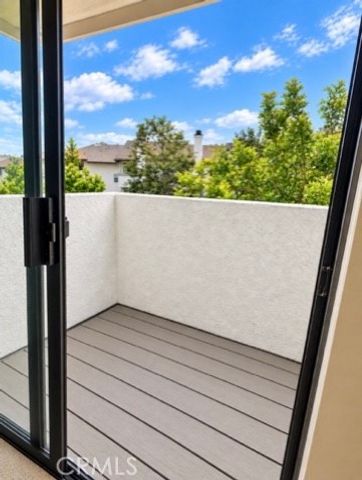 107 Harbor Woods Place, Newport Beach, CA 92660