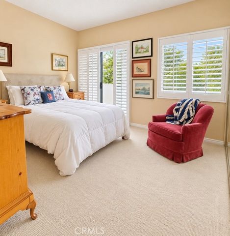 107 Harbor Woods Place, Newport Beach, CA 92660