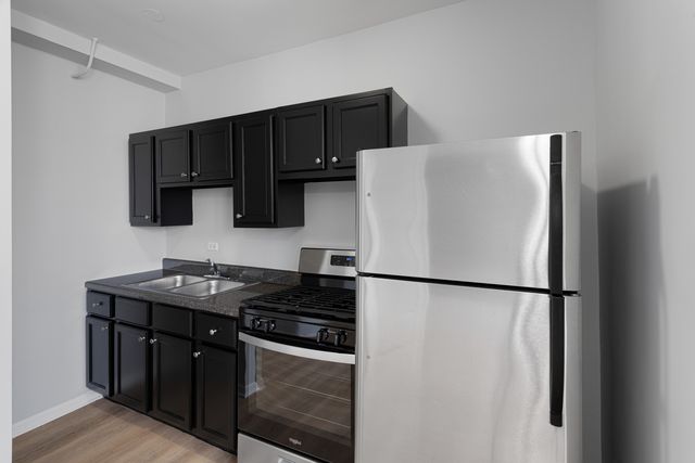 5860 N Kenmore Avenue 510, Chicago, IL 60660