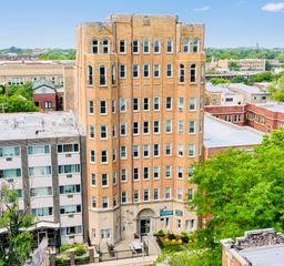 5860 N Kenmore Avenue 510, Chicago, IL 60660