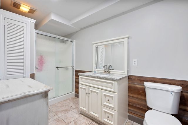 6 Harrington Way, Worcester, MA 01604