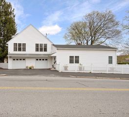 6 Harrington Way, Worcester, MA 01604