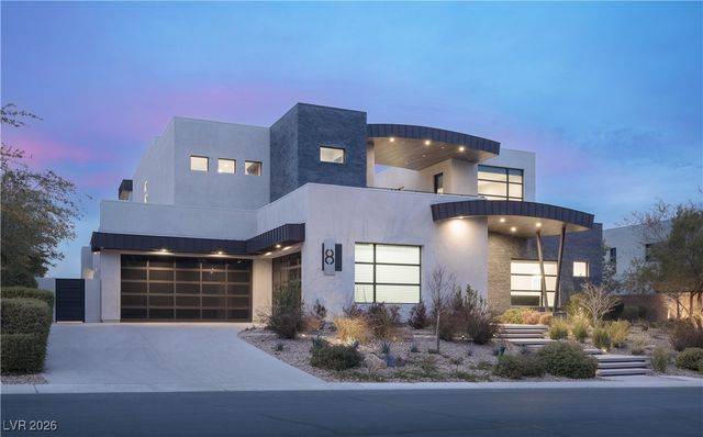 8 Sun Glow Lane, Las Vegas, NV 89135