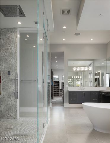 8 Sun Glow Lane, Las Vegas, NV 89135