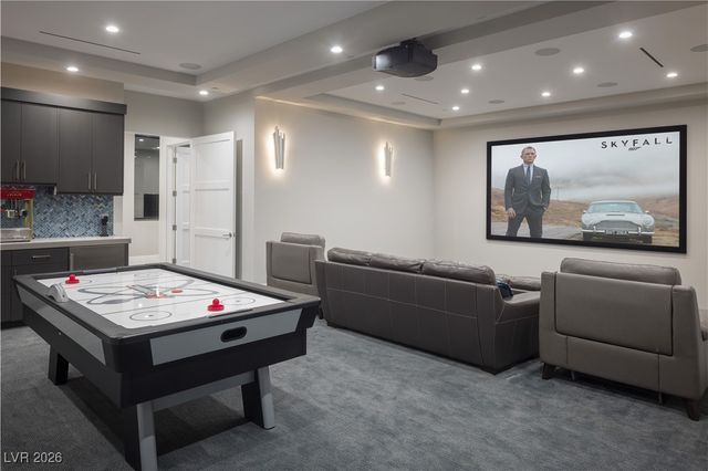 8 Sun Glow Lane, Las Vegas, NV 89135