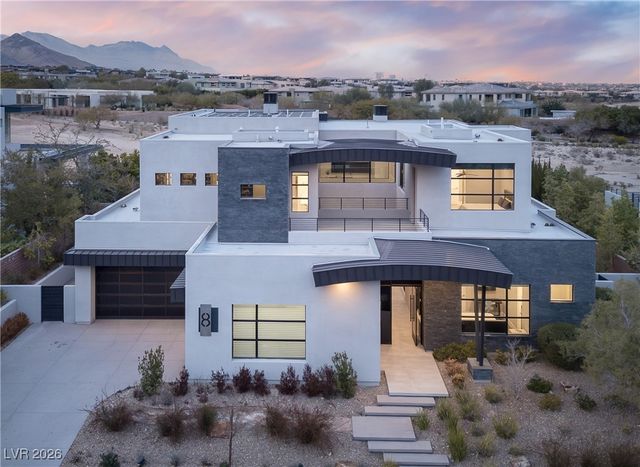 8 Sun Glow Lane, Las Vegas, NV 89135