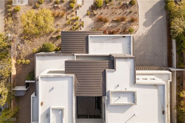 8 Sun Glow Lane, Las Vegas, NV 89135