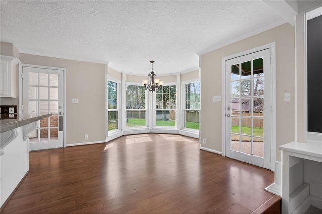 112 Kirkwood Lane, Conroe, TX 77304