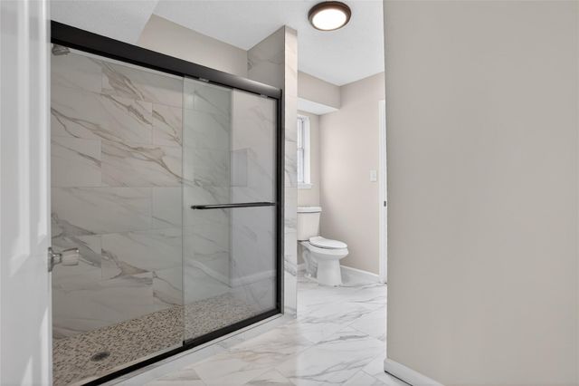 112 Kirkwood Lane, Conroe, TX 77304