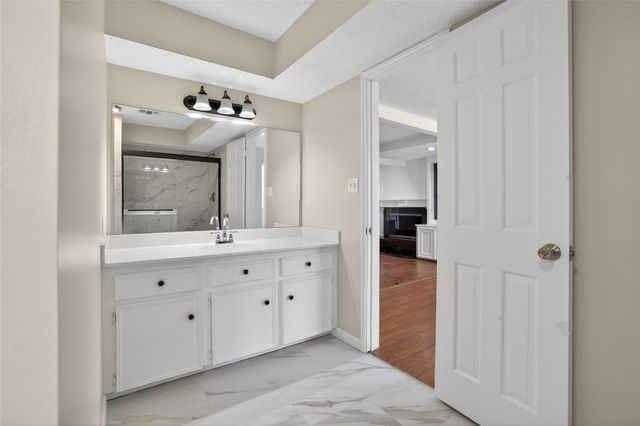 112 Kirkwood Lane, Conroe, TX 77304