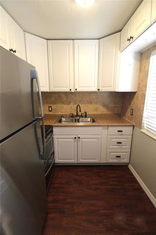 3001 BEE RIDGE ROAD 112, Sarasota, FL 34239
