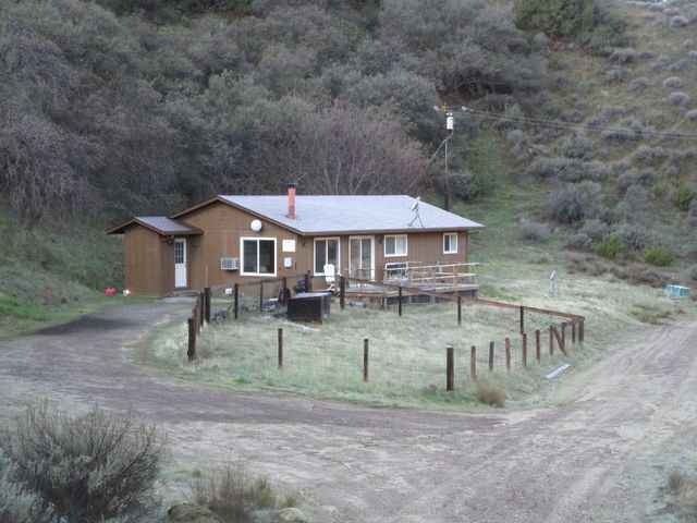 19825 New Idria Road, Paicines, CA 95043