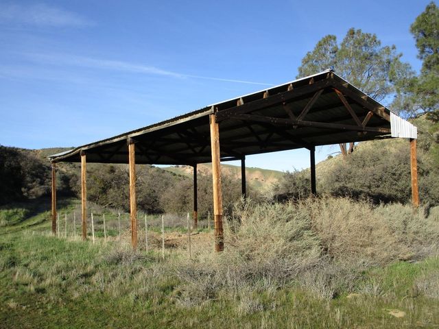 19825 New Idria Road, Paicines, CA 95043