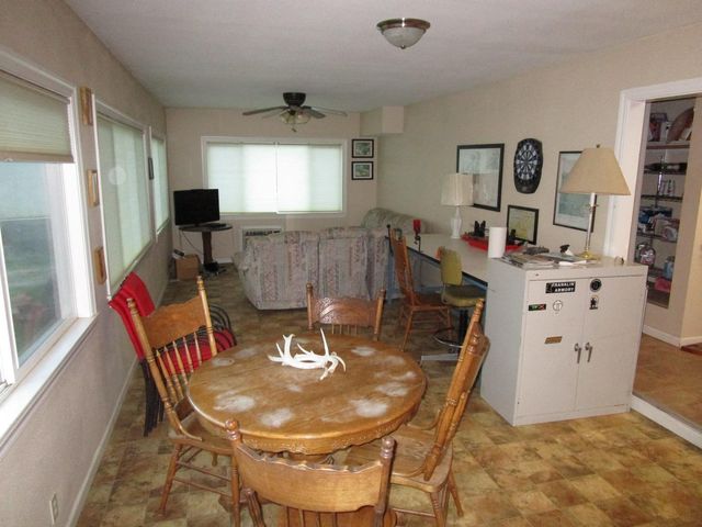 19825 New Idria Road, Paicines, CA 95043