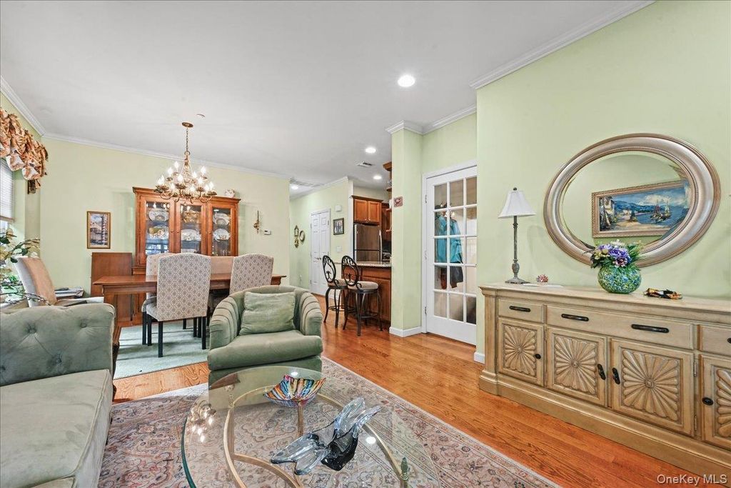 156 Spring Drive, East Meadow, NY 11554 — photo 4