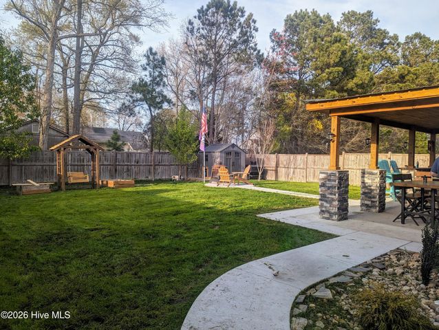 2350 Great Laurel Court, Greenville, NC 27834