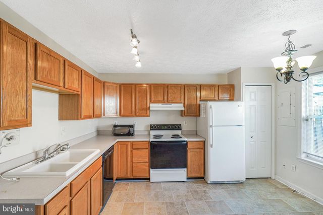 10502 GUILDERLAND CT, Fredericksburg, VA 22408