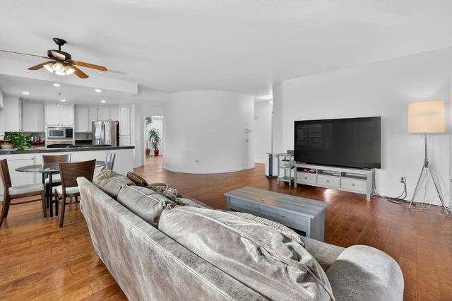 10010 Snowy Owl Way, Auburn, CA 95603