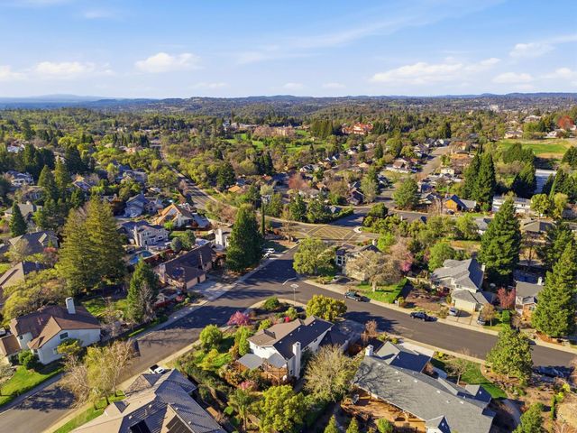 10010 Snowy Owl Way, Auburn, CA 95603
