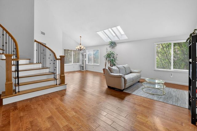 10010 Snowy Owl Way, Auburn, CA 95603