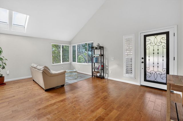 10010 Snowy Owl Way, Auburn, CA 95603