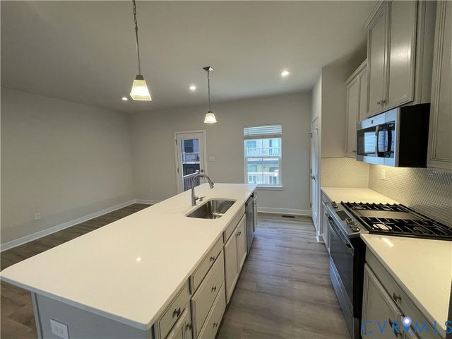 2125 Tobacco Mill St, Richmond, VA 23225