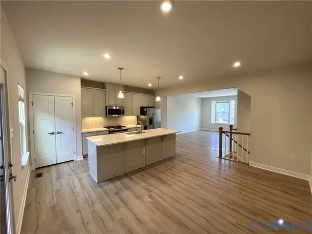 2125 Tobacco Mill St, Richmond, VA 23225