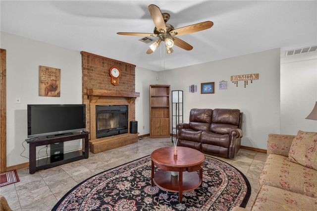 507 Thicksten Drive, Alma, AR 72921
