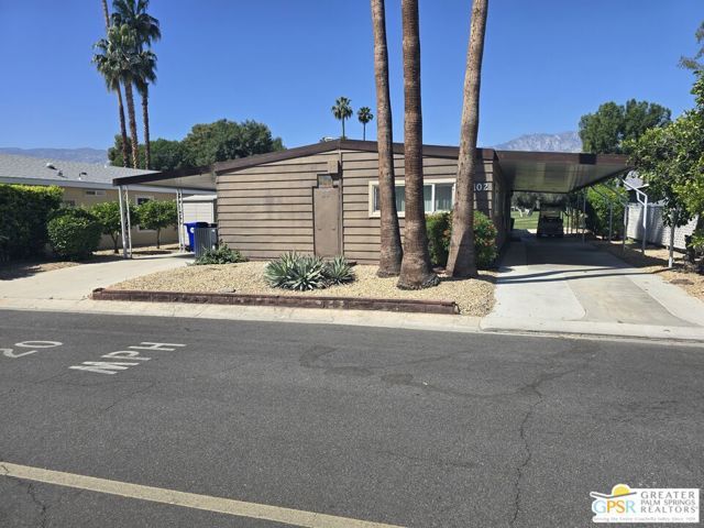 102 N Paseo Laredo, Cathedral City, CA 92234