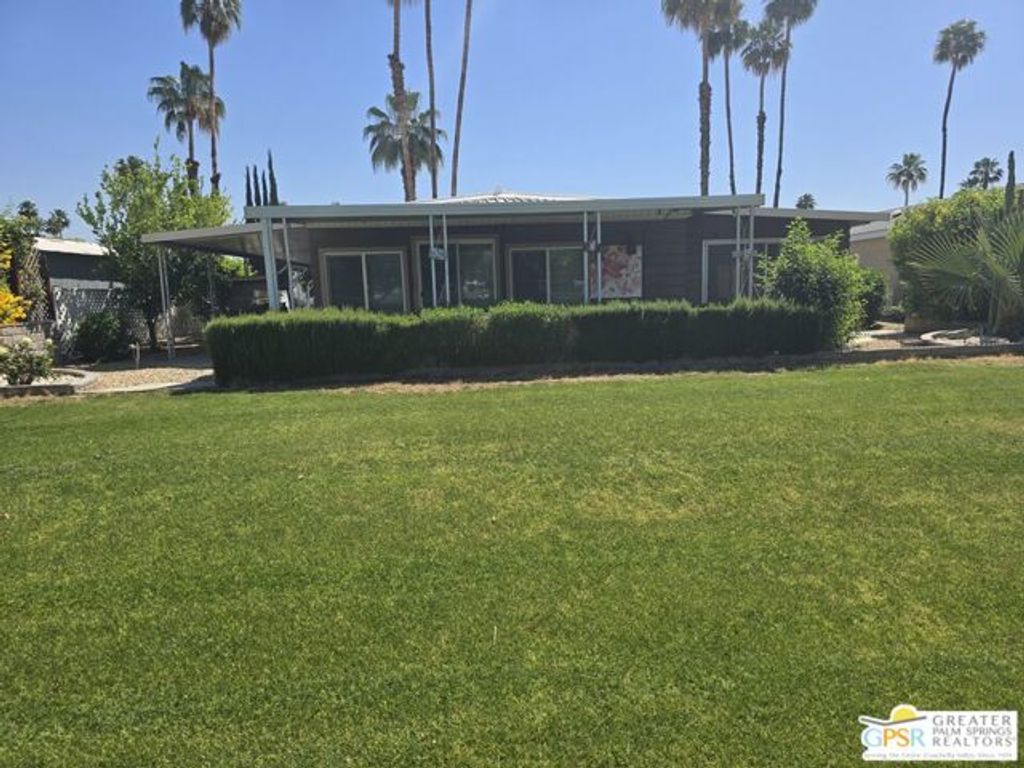 102 N Paseo Laredo, Cathedral City, CA 92234