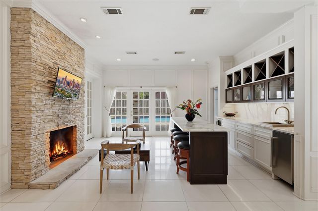 263 Wood Loop Street, Houston, TX 77015