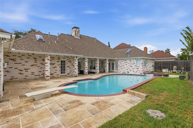 263 Wood Loop Street, Houston, TX 77015